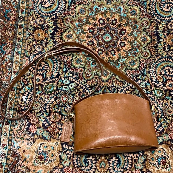 Coach Handbags - Vintage coach purse